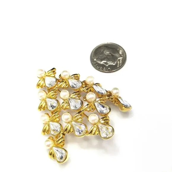 BW Angel Christmas Tree Brooch, Gold Plated, Book Piece, 1970s Vintage Jewelry - Picture 8 of 10